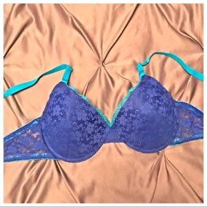— SOLD — 
40D Pre-Loved Bra